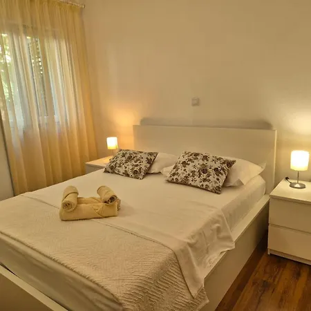 Vera Brela,free Private Parking,sea View Apartamento *