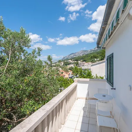 Vera Brela,free Private Parking,sea View