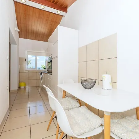Vera Brela,free Private Parking,sea View